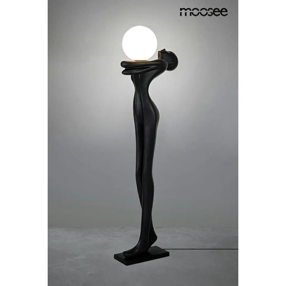 Golvlampa MOOSEE - HUMAN MOON, svart - produktbild av Golvlampor från Moosee | Arvande
