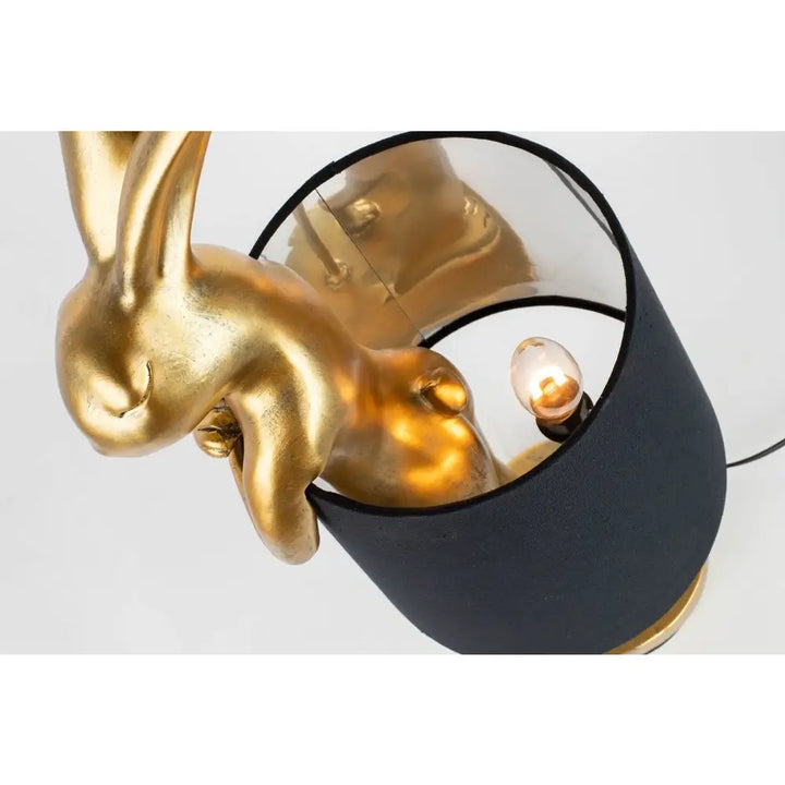 Bordslampa KARE DESIGN - RABBIT, guld/svart, 68 cm – produktbild av Bordslampor från Kare Design | Arvande