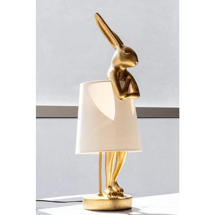 Bordslampa KARE DESIGN - RABBIT, vit/guld, 68 cm – produktbild av Bordslampor från Kare Design | Arvande