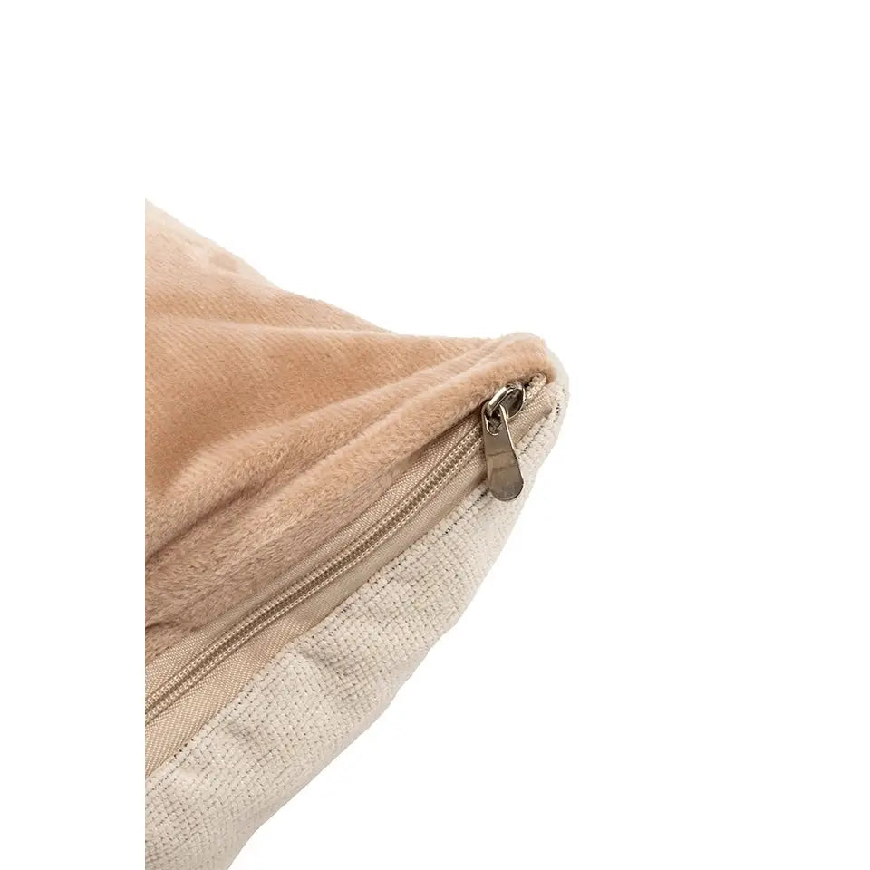 Dekorationskudde - PARIS HOME, beige - produktbild av Dekoration från King Home | Arvande