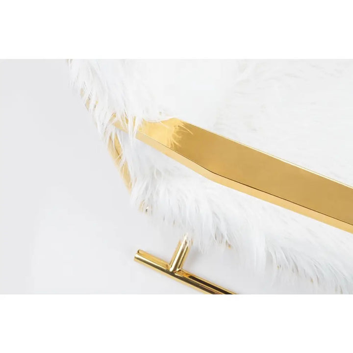 Fåtölj KARE DESIGN - MR. FLUFFY, vit/guld - produktbild av [MGO] Import King Home från Kare Design | Arvande
