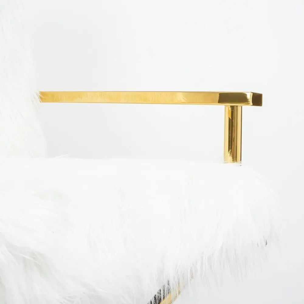 Fåtölj KARE DESIGN - MR. FLUFFY, vit/guld - produktbild av [MGO] Import King Home från Kare Design | Arvande