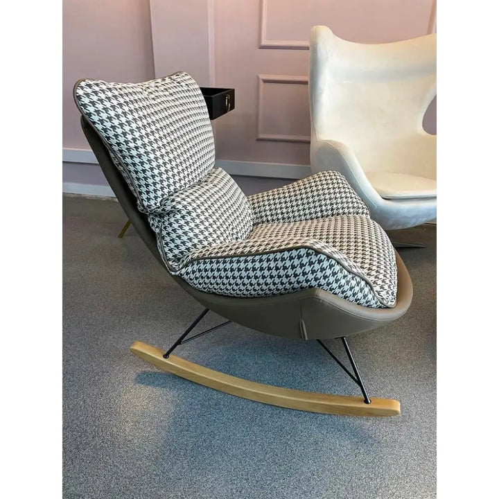 Fåtölj - OTILIA HOUNDSTOOTH, brun - produktbild av Nyheter ej översatt från King Home | Arvande