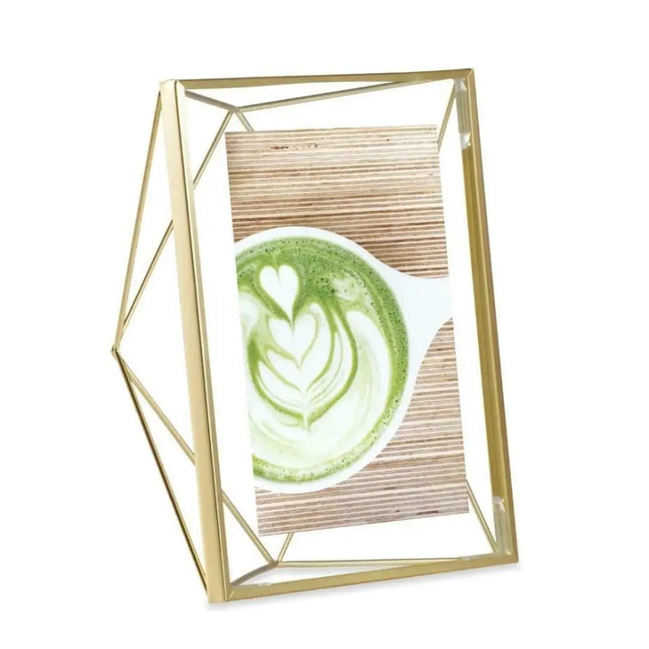 Fotoram UMBRA - PRISMA 13x18 cm, guld – produktbild av Ramar från Umbra | Arvande