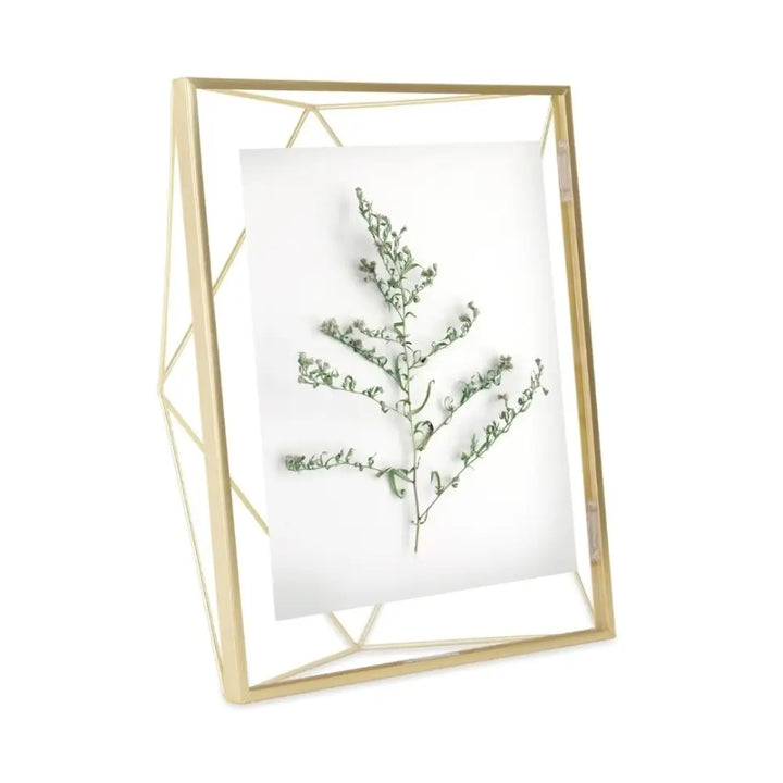 Fotoram UMBRA - PRISMA 20x25 cm, guld – produktbild av Ramar från Umbra | Arvande