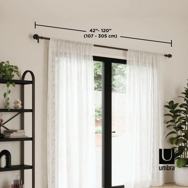 Gardinstång UMBRA - HELIX 107 - 305 cm, svart - produktbild av Dekoration från Umbra | Arvande
