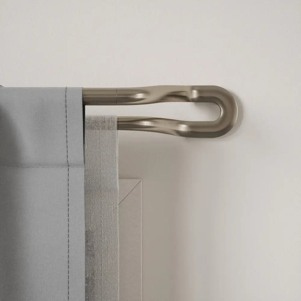 Gardinstång UMBRA - MIDNIGHT, 107 - 305 cm, silver – produktbild av Inredning från Umbra | Arvande