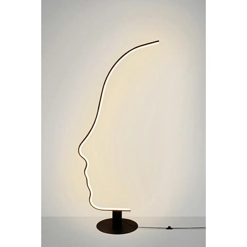 Golvlampa - FACE FLOOR, svart - produktbild av Golvlampor från King Home | Arvande