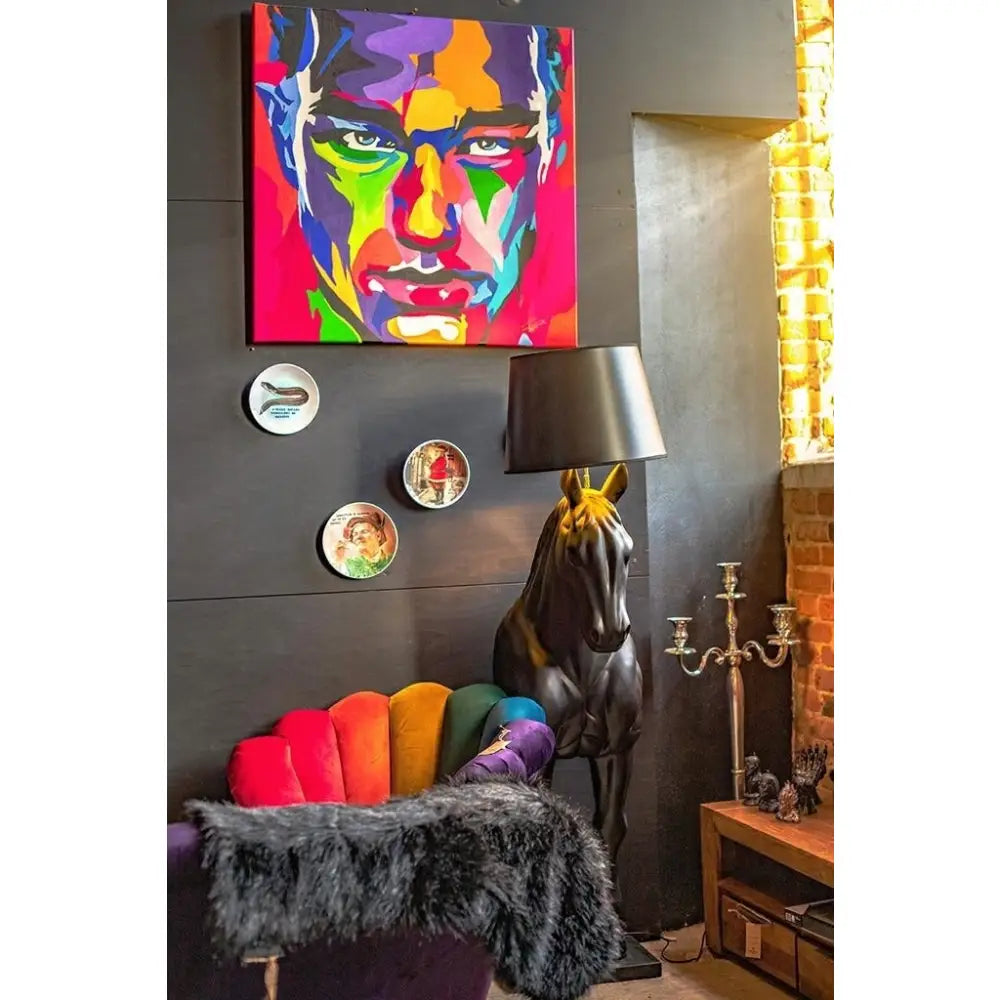 Golvlampa - HORSE STAND M, svart - produktbild av Golvlampor från King Home | Arvande
