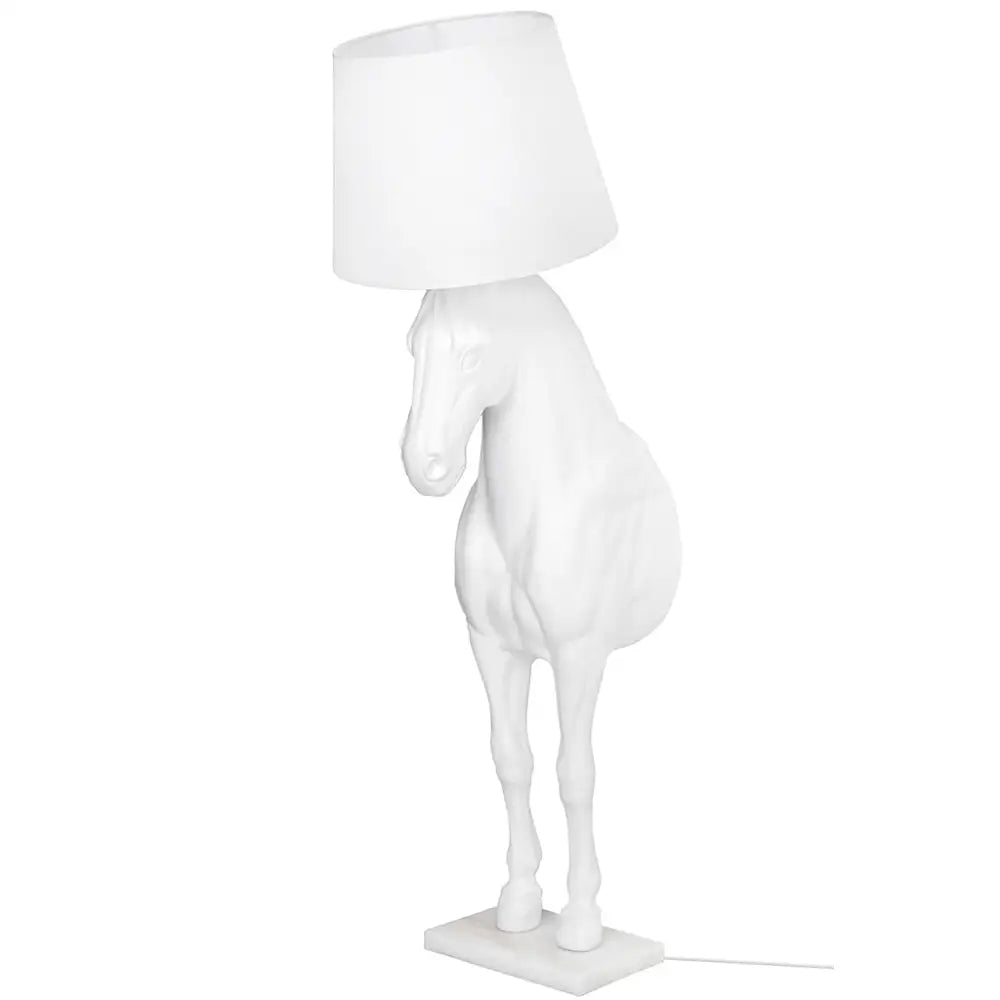 Golvlampa - HORSE STAND M, vit – produktbild av Nyheter ej översatt från King Home | Arvande
