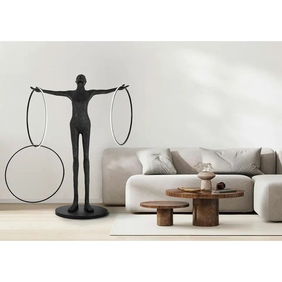 Golvlampa - HUMAN CIRCULO, svart / glasfiber - produktbild av Nyheter ej översatt från King Home | Arvande