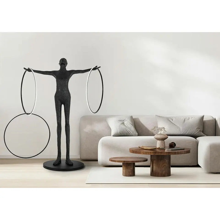 Golvlampa - HUMAN CIRCULO, svart / glasfiber - produktbild av Nyheter ej översatt från King Home | Arvande