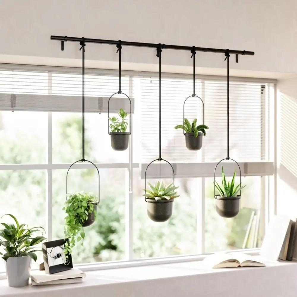 Hängande krukor 5 st UMBRA - TRIFLORA 5 LARGE, svart - produktbild av [MGO] Import King Home från Umbra | Arvande