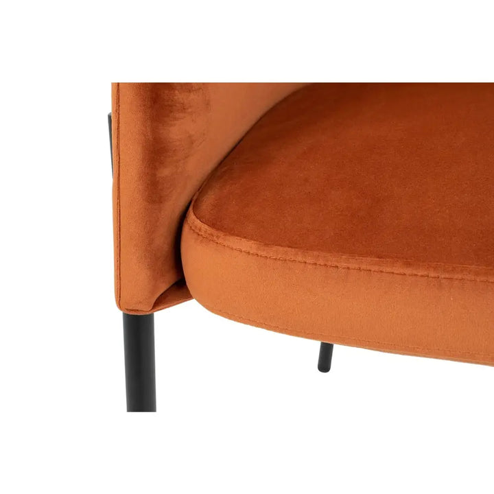 KARE stol ALEXIA Sammet orange - produktbild av Nyheter ej översatt från Kare Design | Arvande