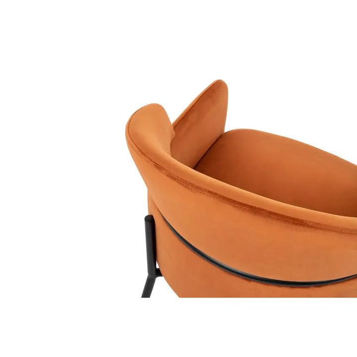KARE stol ALEXIA Sammet orange - produktbild av Nyheter ej översatt från Kare Design | Arvande