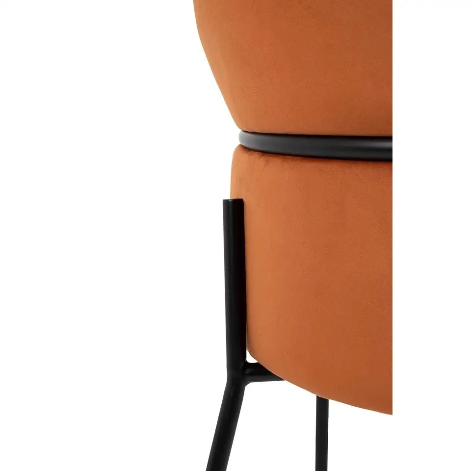 KARE stol ALEXIA Sammet orange - produktbild av Nyheter ej översatt från Kare Design | Arvande