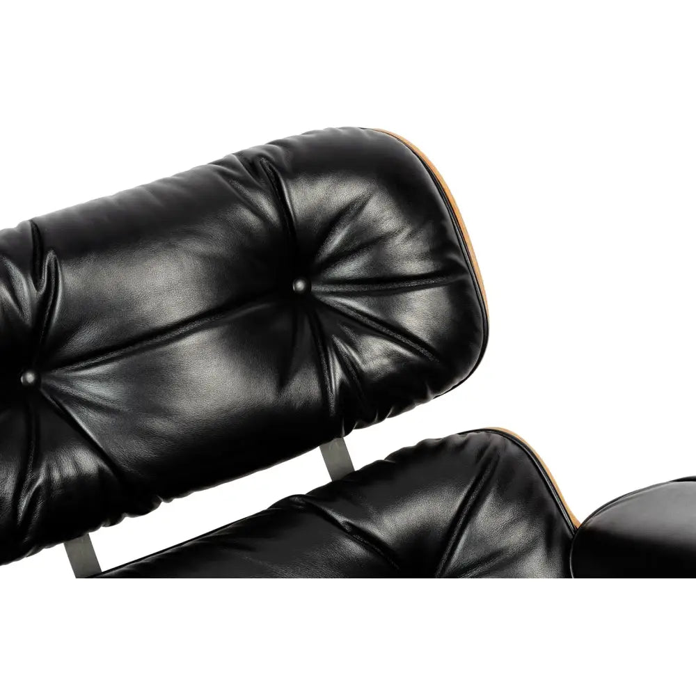 Kontorsstol - LOUNGE HM SOFT PREMIUM WIDE, svart naturläder med fotpall i valnöt - produktbild av [MGO] Import King Home från King Home | Arvande
