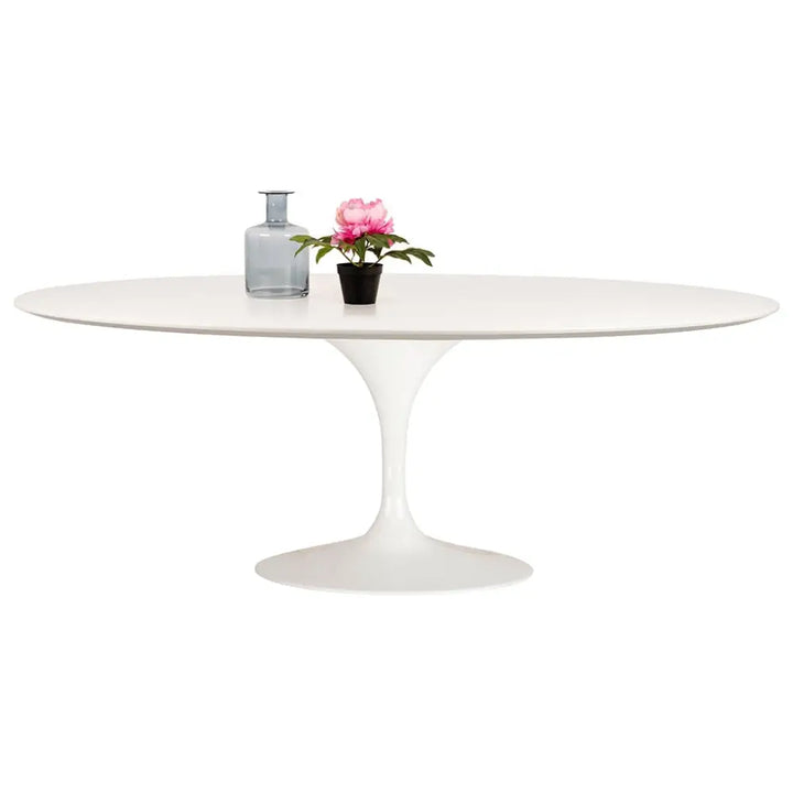 Matbord - TULIP ELLIPSE 200, vit - produktbild av Matbord från King Home | Arvande