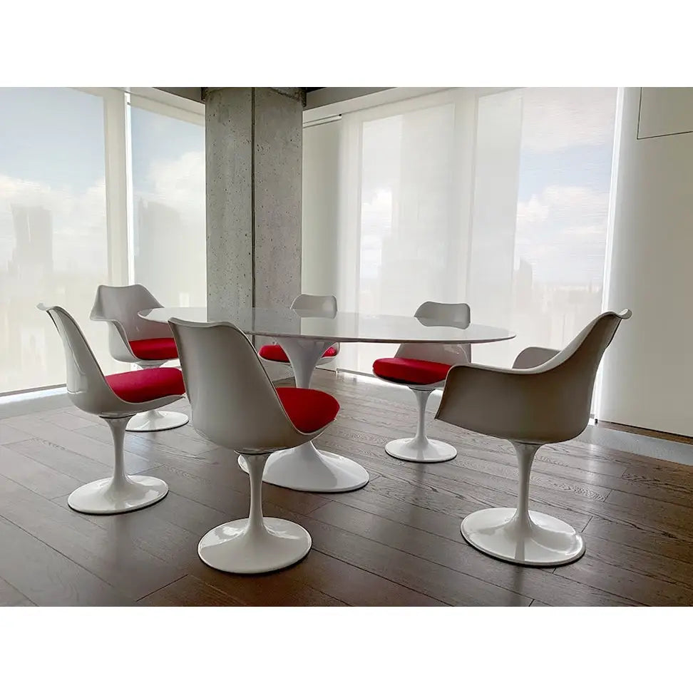 Matbord - TULIP ELLIPSE MARBLE, italiensk Carrara-marmor - produktbild av Matbord från King Home | Arvande
