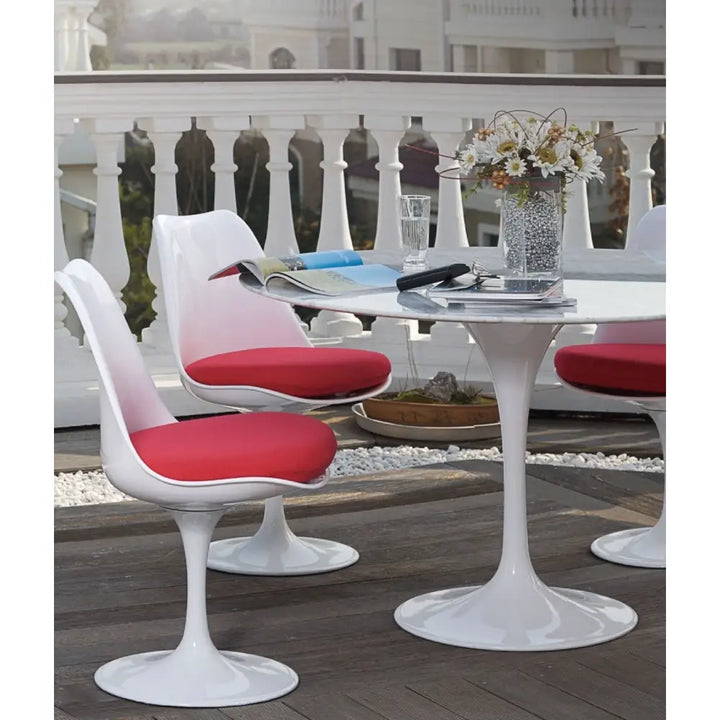 Matbord - TULIP MARBLE 100, italiensk Carrara-marmor - produktbild av Matbord från King Home | Arvande