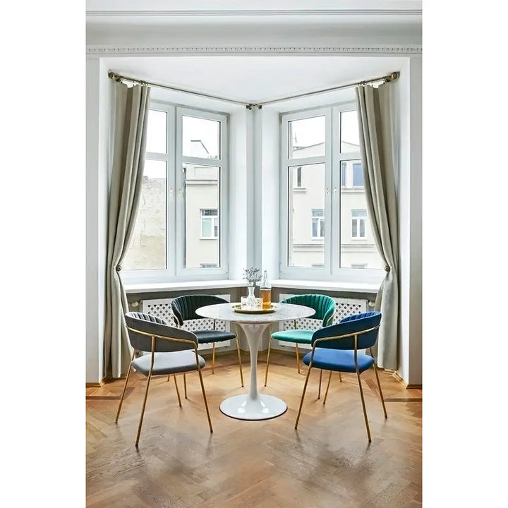 Matbord TULIP MARBLE 90, italiensk Carrara-marmor - produktbild av Matbord från King Home | Arvande