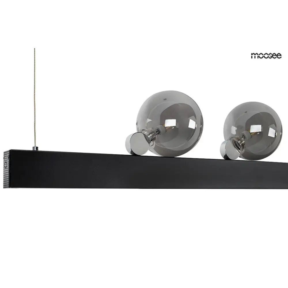 Taklampa MOOSEE - LINEAL, svart – produktbild av Taklampor från Moosee | Arvande