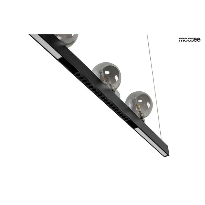 Taklampa MOOSEE - LINEAL, svart – produktbild av Taklampor från Moosee | Arvande