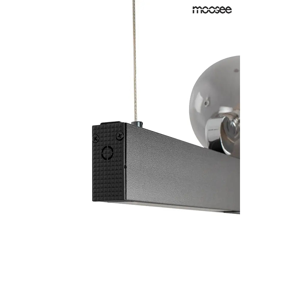 Taklampa MOOSEE - LINEAL, svart – produktbild av Taklampor från Moosee | Arvande