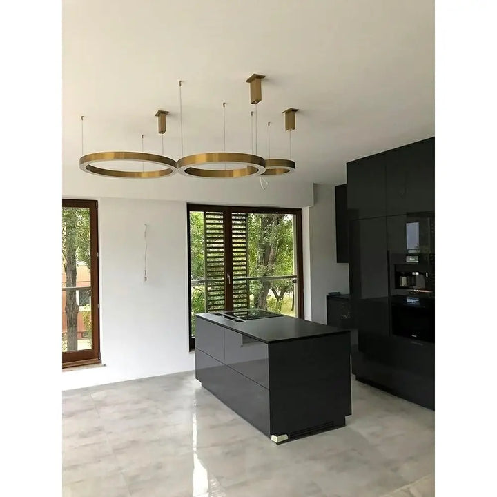 Taklampa - RING 100, guld - produktbild av Taklampor från King Home | Arvande