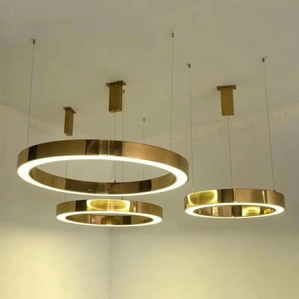 Taklampa - RING 40, guld - produktbild av Taklampor från King Home | Arvande