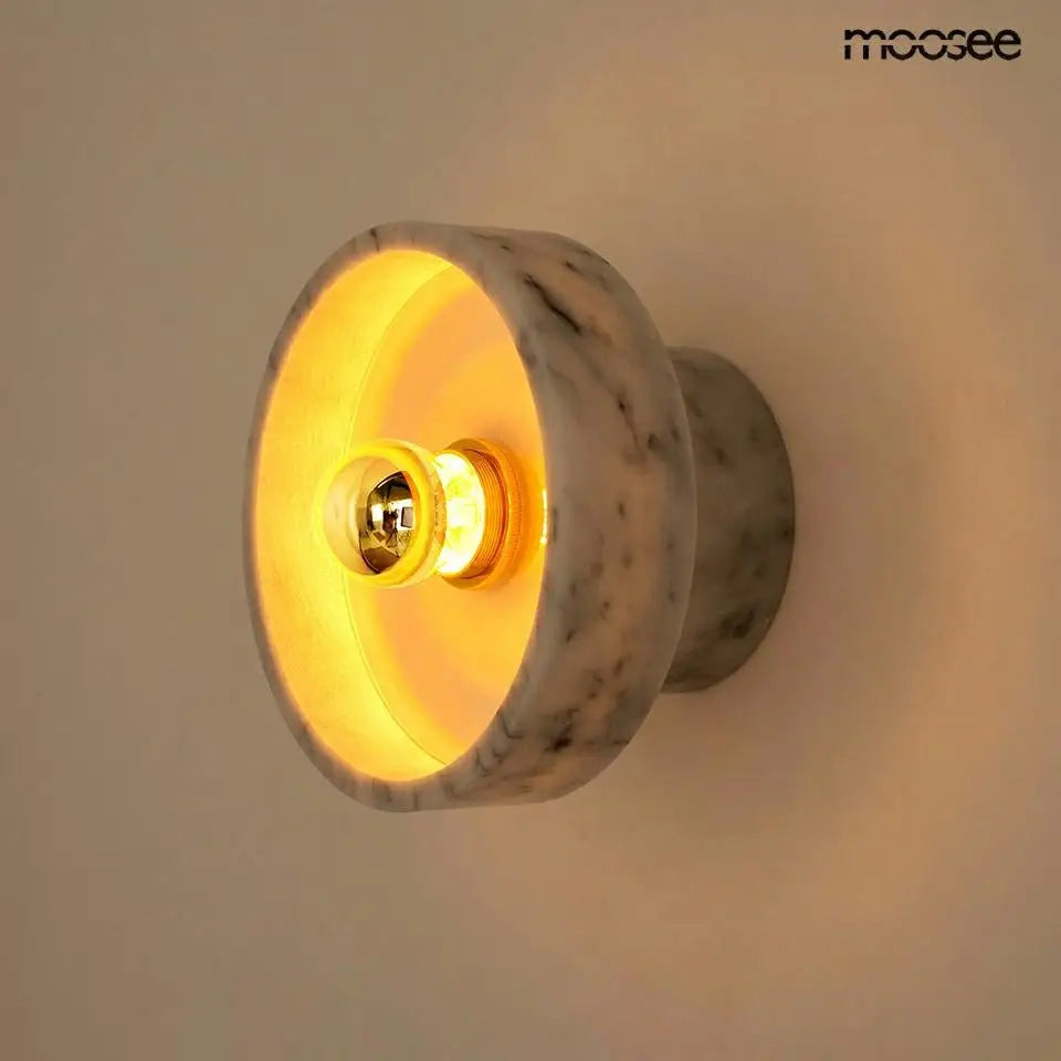 Vägglampa MOOSEE - ARCO, vit/marmor - produktbild av Vägglampor från Moosee | Arvande