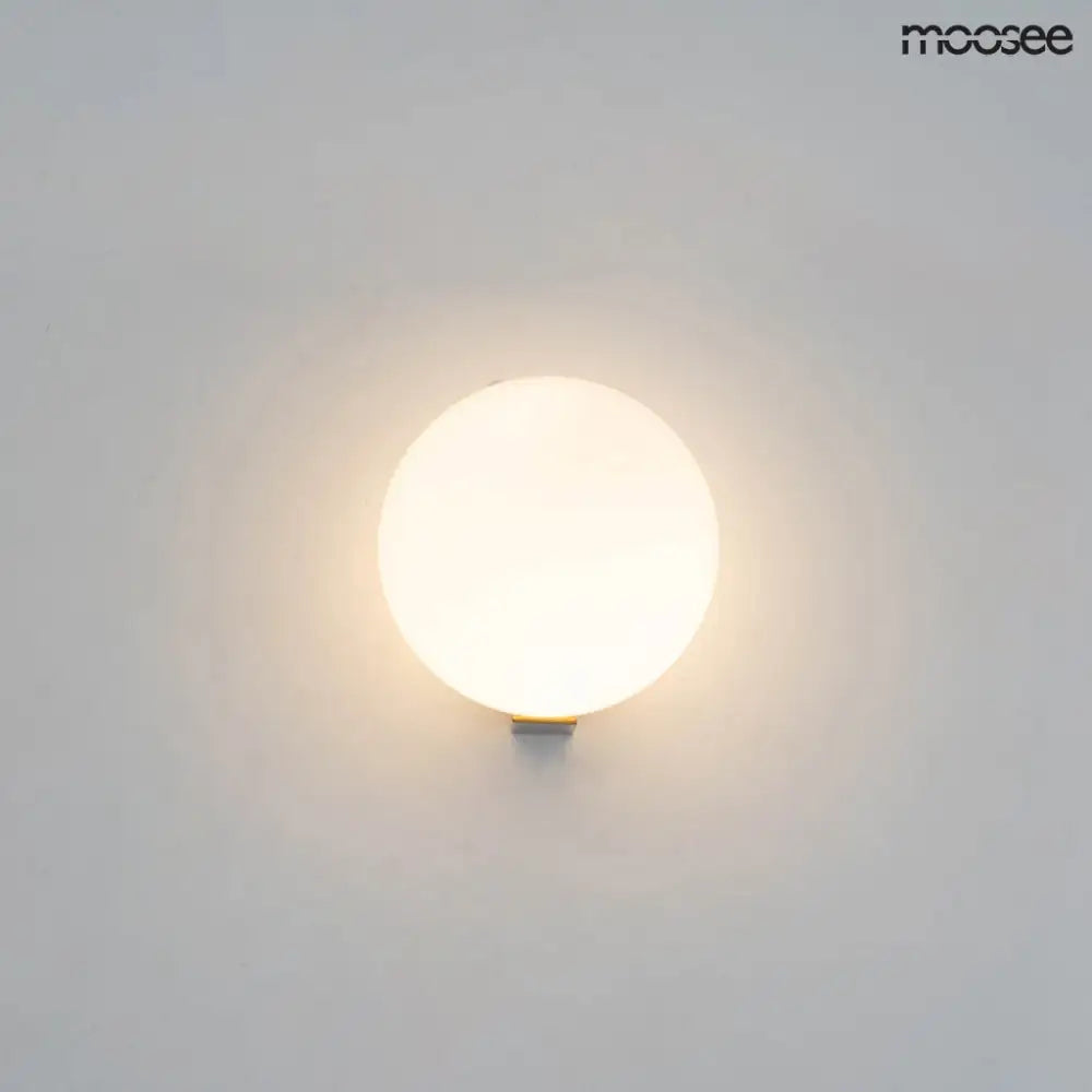 Vägglampa MOOSEE - BOLL, guld - produktbild av Vägglampor från Moosee | Arvande