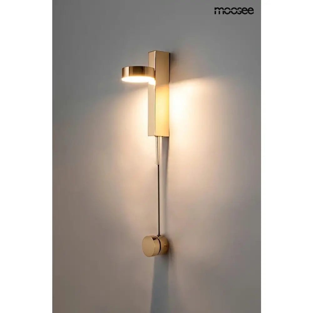 Vägglampa MOOSEE - CLARID GOLD, guld – produktbild av Vägglampor från Moosee | Arvande