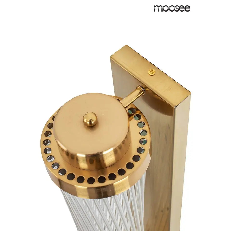 Vägglampa MOOSEE - COLUMN 60, guld – produktbild av Nyheter från Moosee | Arvande