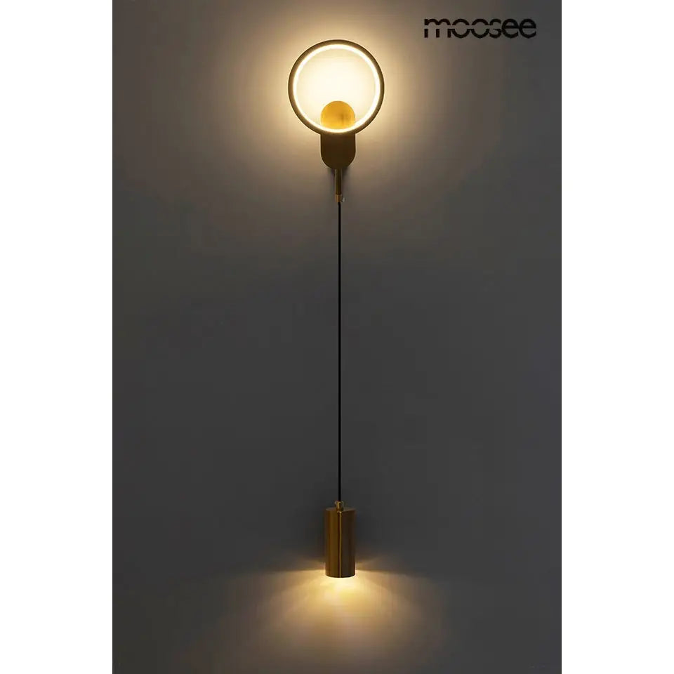 Vägglampa MOOSEE - COMO, guld - produktbild av Vägglampor från Moosee | Arvande