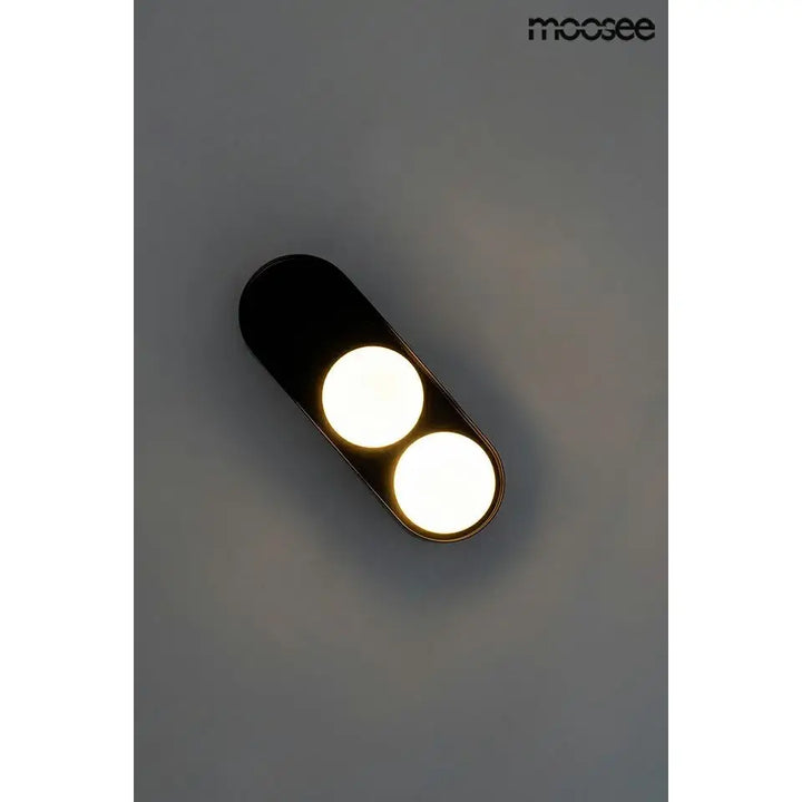 Vägglampa MOOSEE - DROPS 2, svart – produktbild av Vägglampor från Moosee | Arvande