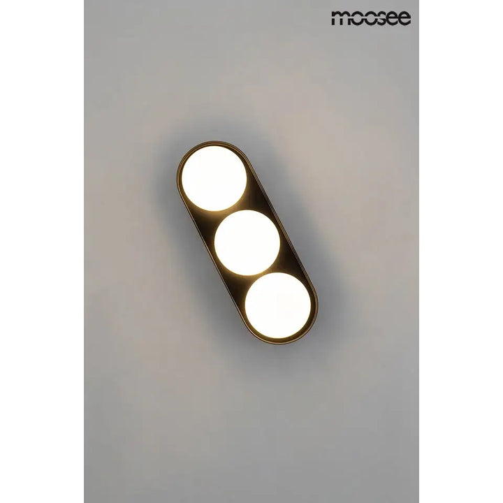 Vägglampa MOOSEE - DROPS 3, svart – produktbild av Vägglampor från Moosee | Arvande