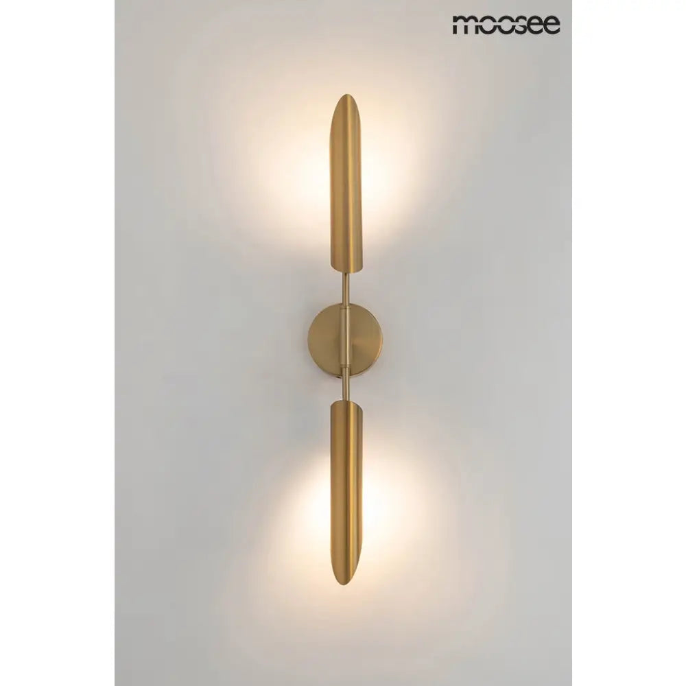 Vägglampa MOOSEE - LOCCA, guld – produktbild av Nyheter från Moosee | Arvande