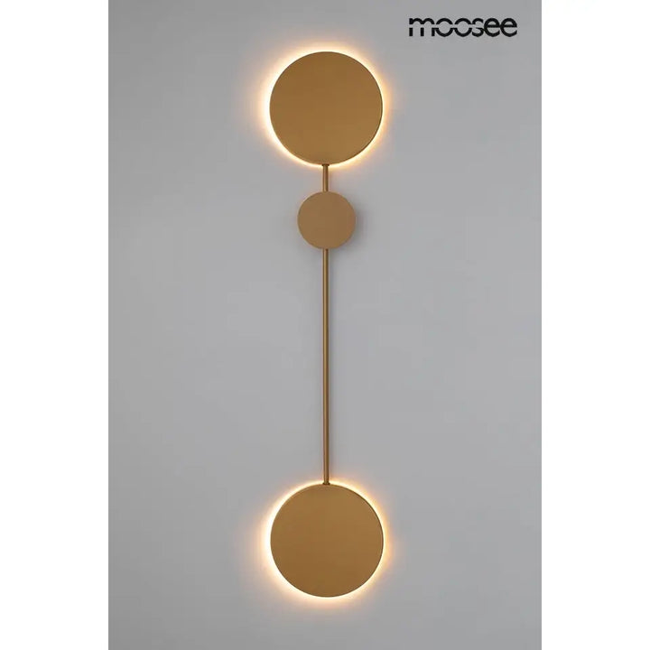 Vägglampa MOOSEE - SHADOW 2, guld - produktbild av Nyheter från Moosee | Arvande